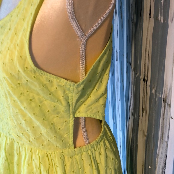 👗 Awesome American Eagle Dress 👗 - Picture 3 of 6